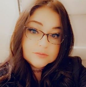 Meet your Posher, Stacey